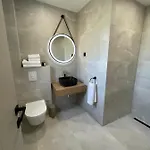 Luxury With Pool And Jacuzzi *