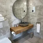 Luxury With Pool And Jacuzzi Villa Makarska