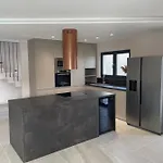 Luxury With Pool And Jacuzzi Makarska