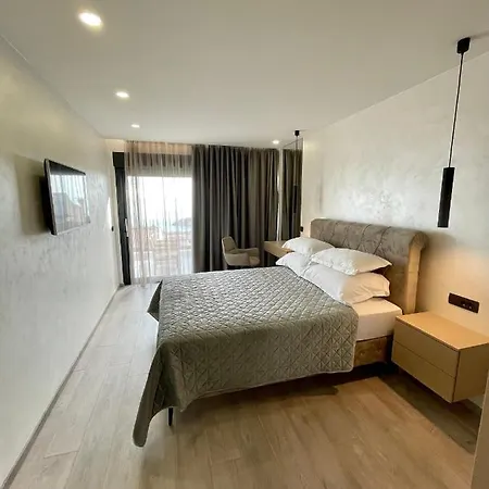 ヴィラ Luxury With Pool And Jacuzzi *