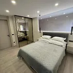 Luxury With Pool And Jacuzzi * 마카르스카