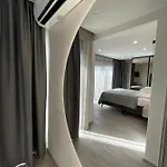 Luxury With Pool And Jacuzzi 빌라