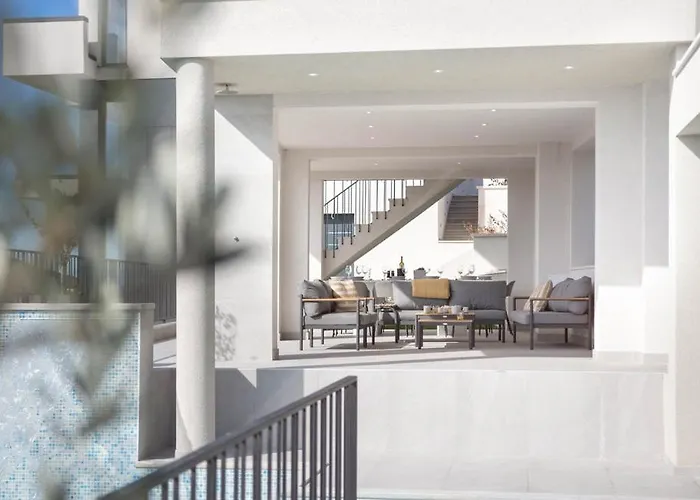 Luxury With Pool And Jacuzzi Willa Makarska