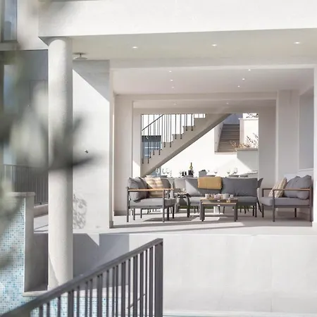 Luxury With Pool And Jacuzzi Villa Makarska