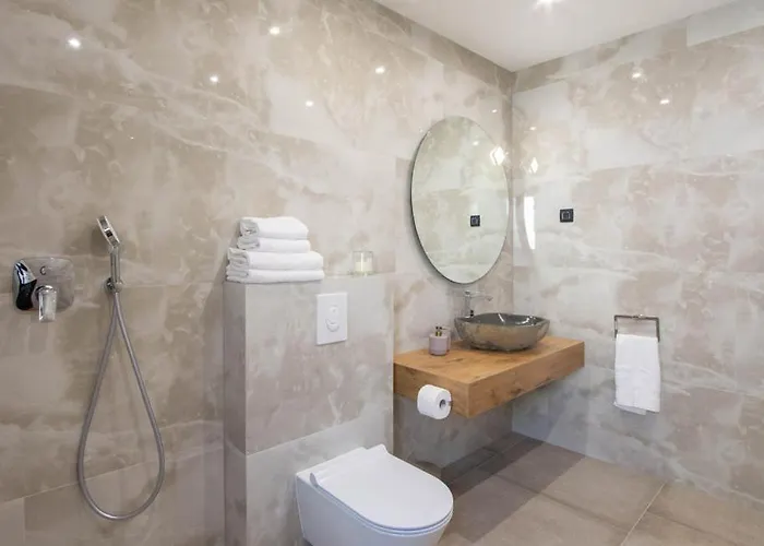 Villa Luxury With Pool And Jacuzzi Makarska